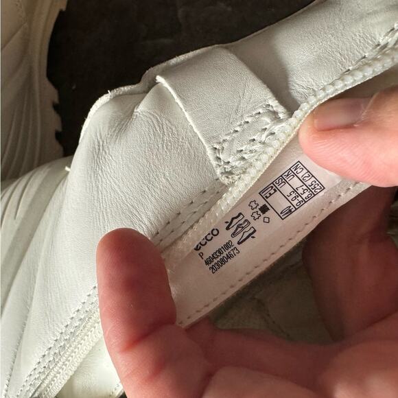 Ecco tredtray bright white lace up moto leather combat boots women’s 40 US 9-9.5 - Picture 7 of 7